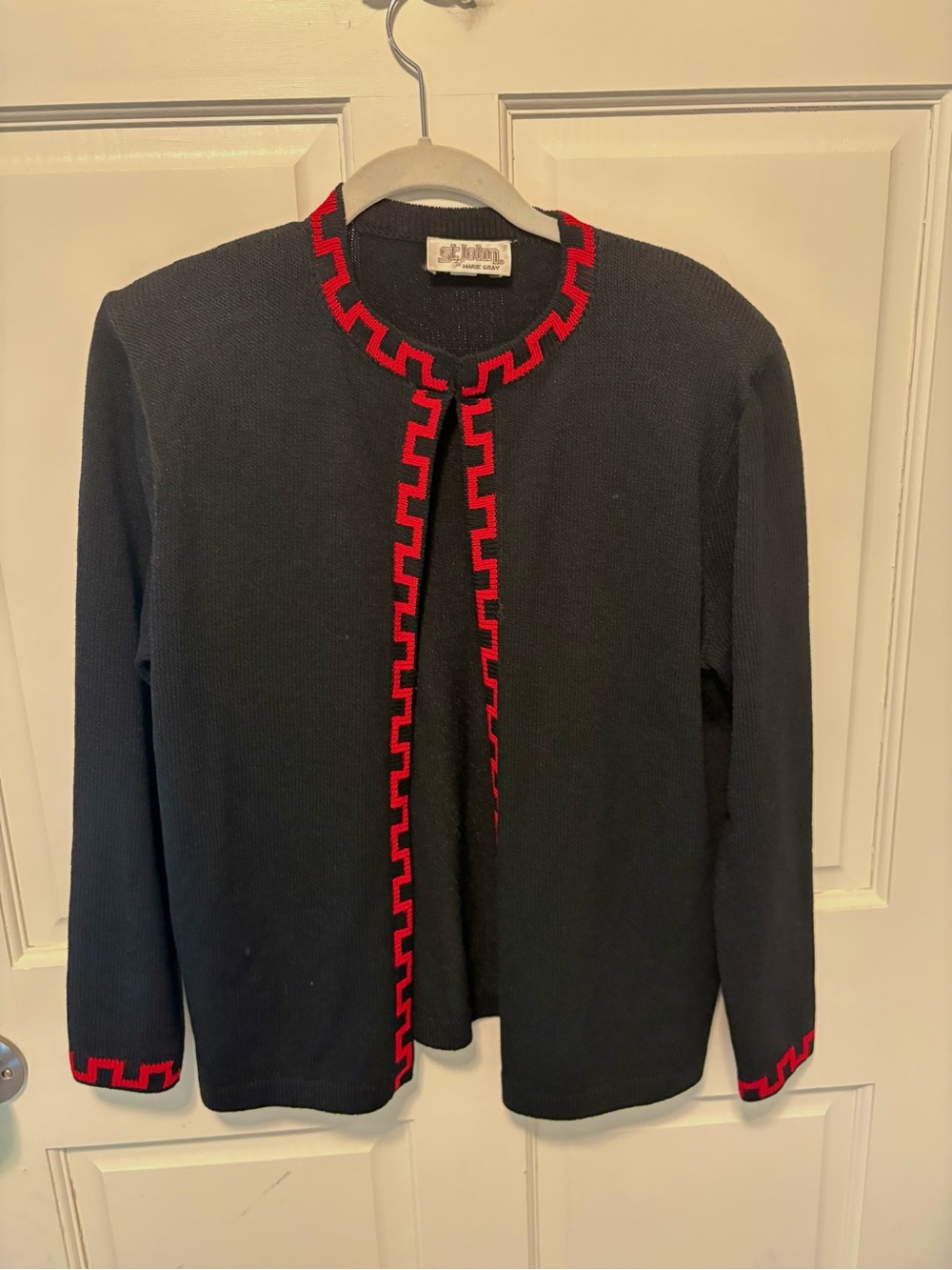 St. John by Marie Gray vintage black red knit cardigan sweater jacket women’s 12